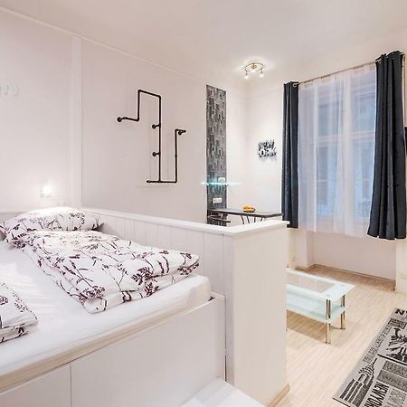 ブダペストFree Parking, Quiet Design Flat In The Centreアパートメント エクステリア 写真