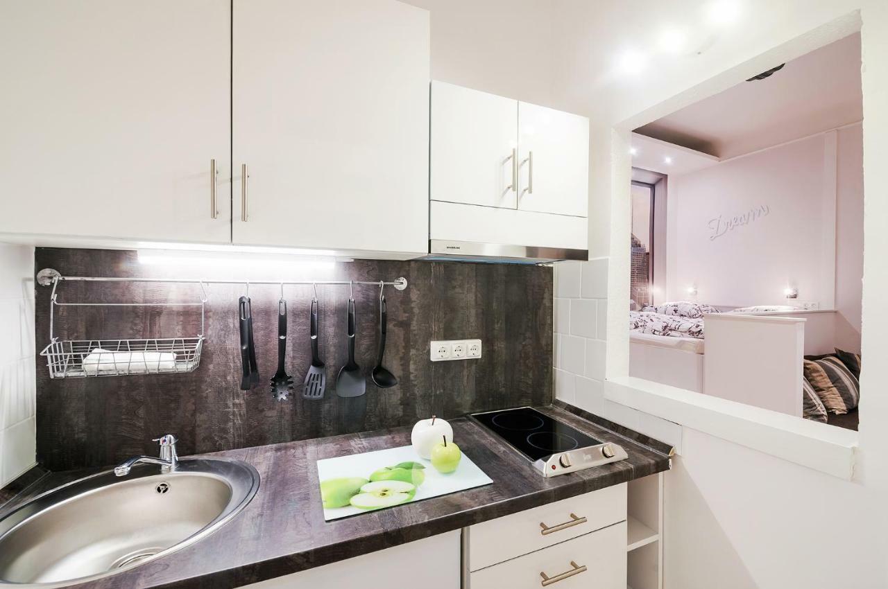 ブダペストFree Parking, Quiet Design Flat In The Centreアパートメント エクステリア 写真